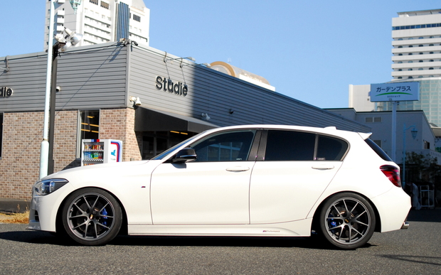 M135 + BBS RI-A 18in. - 神戸店遠藤ブログ！BMW専門店Studie（スタディ）では、BMW全てのシリーズ のカスタマイズ、ドレスアップ、車検、点検、オイル交換、タイヤ交換、BMWに関わる事はなんでもご利用頂けるBMW専門ショップです。